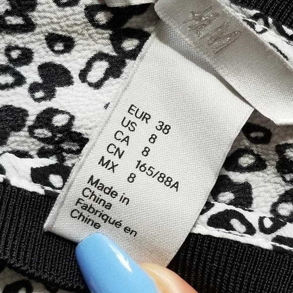H&M Blouse - Picture 3 of 3
